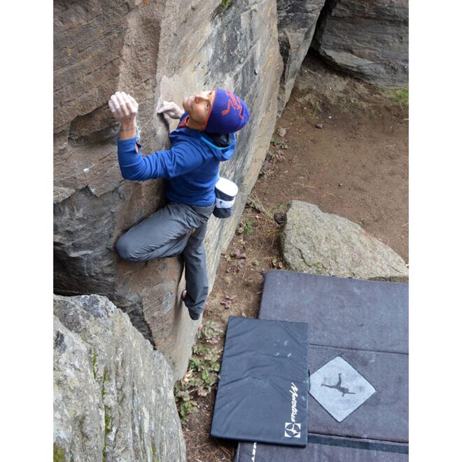 Metolius Shortstop crash pad boulder escalade