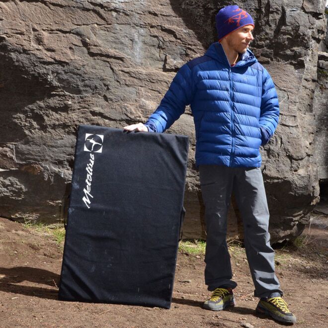 Metolius Shortstop crash pad boulder escalade